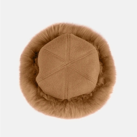 NWOT Simply Natural Alpaca Capana Fur Hat Dark Camel - XL